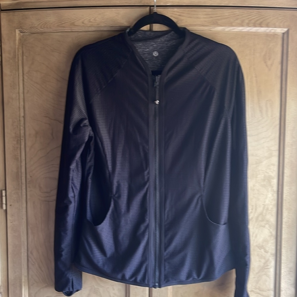 Lululemon  🔥 REVERSIBLE Defyne jacket